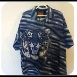 Impaq mens large Tiger print shirt